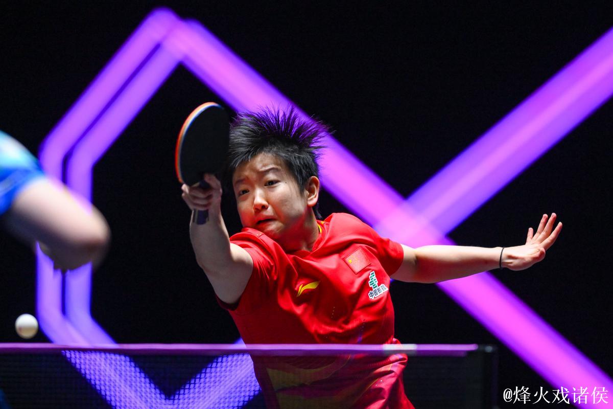 WTT总决赛：孙颖莎因伤退赛，蒯曼挺进女单决赛